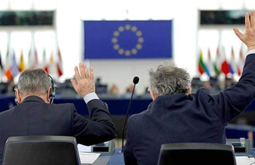 Совет ЕС одобрил безвизовый режим для граждан Украины