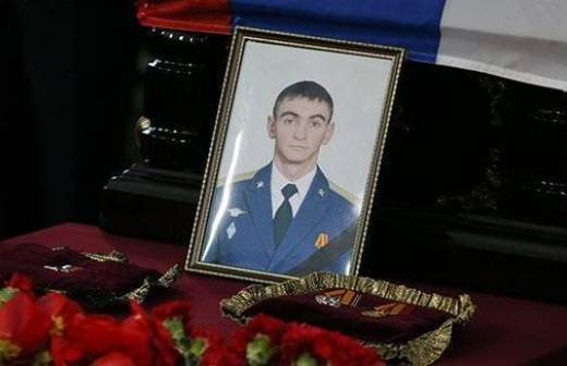 Семья погибшего в Сирии Героя России Прохоренко обратилась к Олланду