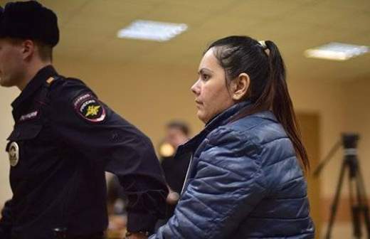 Няня Бобокулова попросила прощения у матери убитой девочки