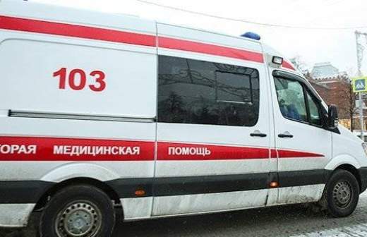 «Скорой» могут разрешить таранить не пропускающие их автомобили