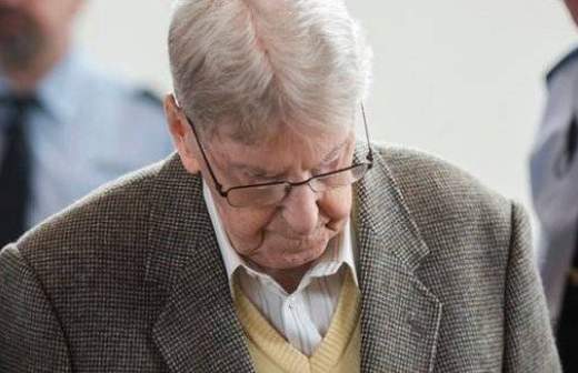 94-летний эсэсовец Освенцима обвиняется в убийстве 170 тыс. человек