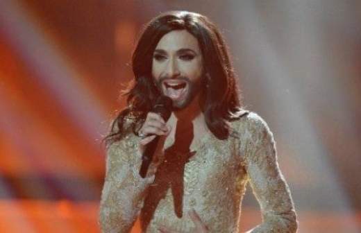 Кончита Вурст намерена отказаться от образа бородатой певицы