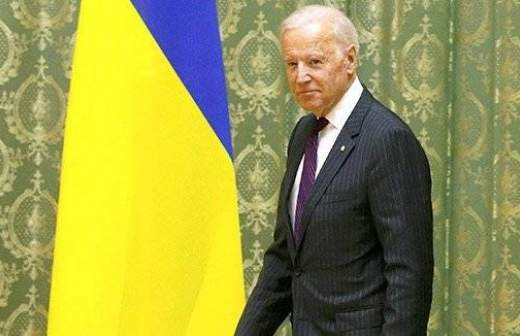 Байден сравнил демократические реформы на Украине с полетом на Луну