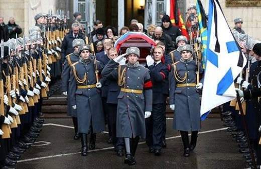 Реквием по Герою: прощание с Андреем Карловым