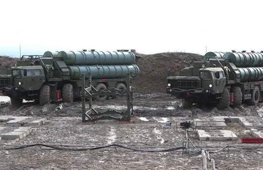 Дивизион С-400 заступил на дежурство на базе Северного флота