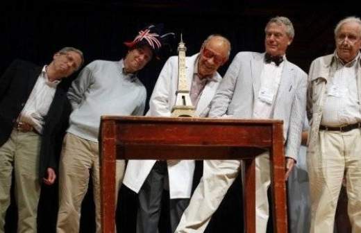 Россиянин получил Шнобелевскую премию за создание алмазов из взрывчатки