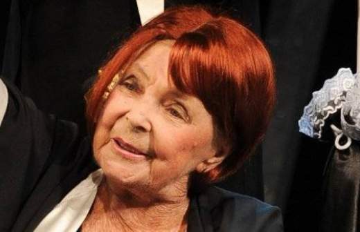 Роман Виктюк закроет спектакль, в котором играла Ольга Аросева