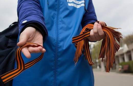 Матвиенко считает недопустимым коммерциализацию символов Победы