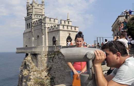 Кабмин одобрил введение курортного сбора в экспериментальном порядке