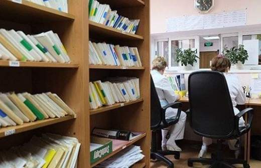 Медицина стала платной для половины россиян