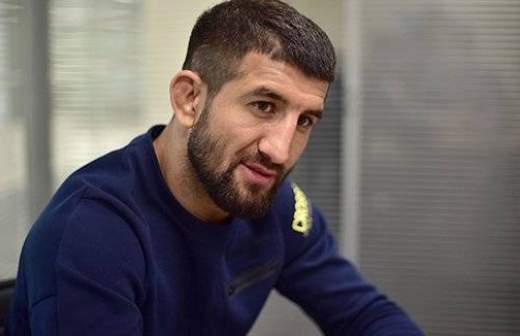 Неизвестные в Москве ранили из пистолета бойца ММА Расула Мирзаева