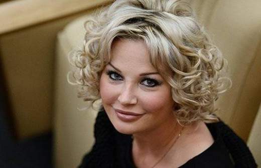 Максакова не получала уведомления об увольнении из Гнесинки