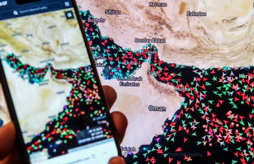 Макрон заявил о готовности использовать свои корабли в миссии в Ормузском проливе