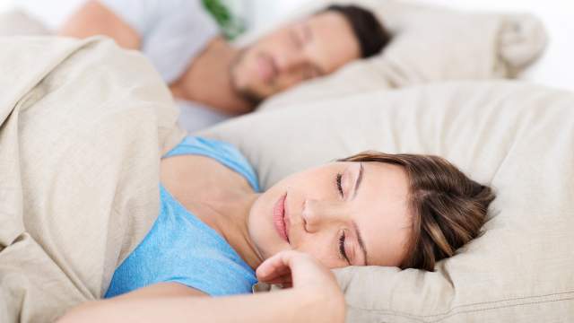 6 причин отека рук по утрам после сна. Что делать, чтобы избавиться от него