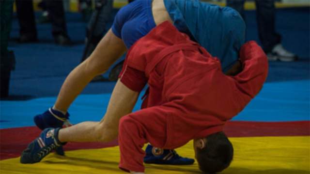 Посол РФ наградил победителей чемпионата Японии по самбо на кубок Путина - Vimarsana News