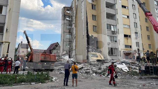 В Саратове 26 июля объявили днем траура после взрыва газа в жилом доме | Новости общества | Известия | 25.07.2025