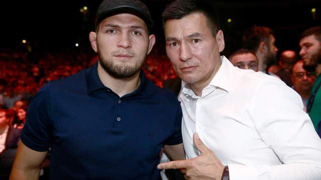 Бойцы Хабиб Нурмагомедов и Бату Хасиков