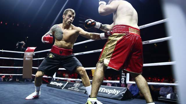 Боксеры Майрис Бриедис и Брэндон Делорье