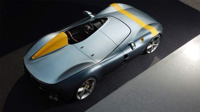 Спидстер Ferrari SP1 Monza 