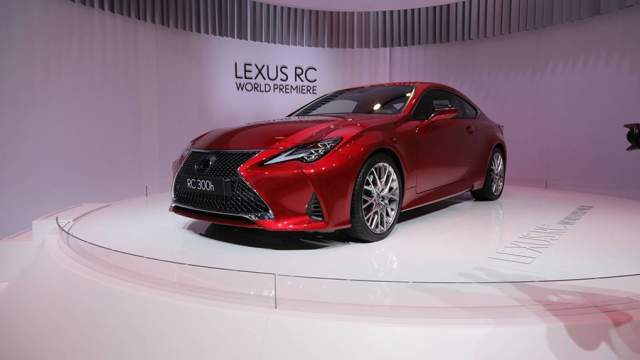 Обновленное купе Lexus RC