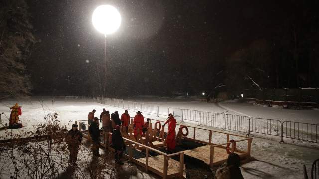 Чудодейственные омовения: христиане встретили день Крещения Господня