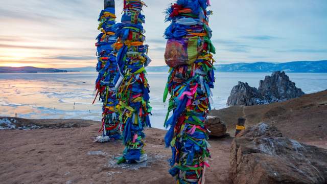 Замерзший Байкал