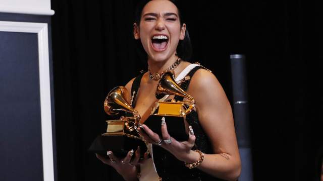 Дуа Липа стала лауреатом в номинациях «Лучший новый исполнитель» и «Лучшая танцевальная запись» за композицию «Electricity»