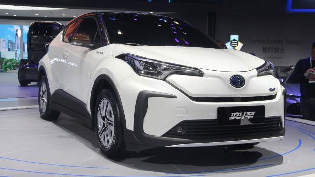 Toyota CH-R EV Izoa EV
