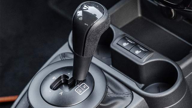 «Робот» с обновленной прошивкой умеет «ползти» в пробках без лишних переключений, имеет мануальный, зимний и спортивный режимы