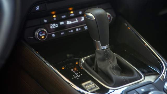 Спортрежим включается отдельной клавишей слева от селектора