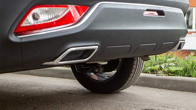 Сдвоенные патрубки в бампере — имитация