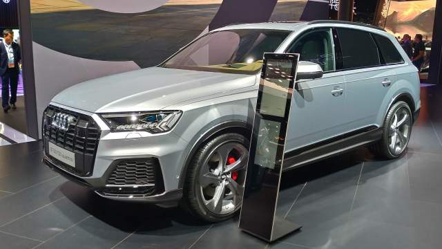 кроссовер Audi Q7