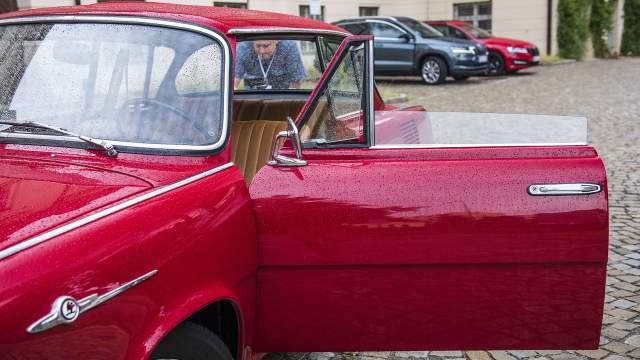 Двери лишены рамок