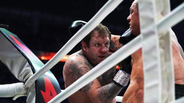 Бой Кокляева и Емельяненко