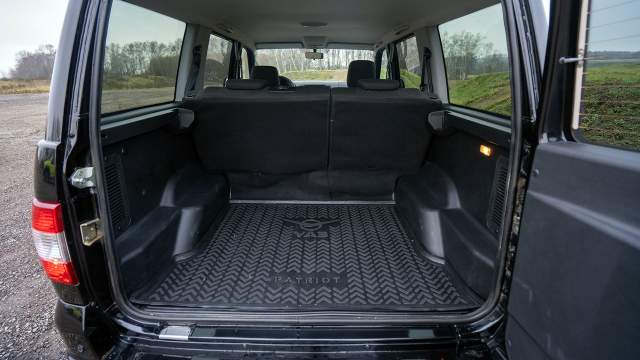 Багажник впечатляет — 1130 л, если мерить до потолка