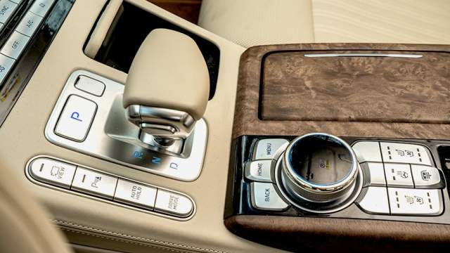  Управлять меню удобнее шайбой и клавишими