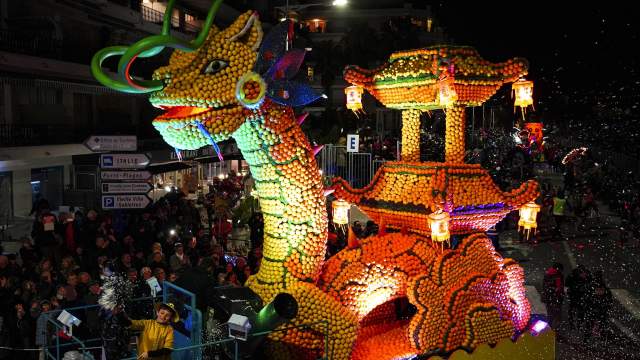 Фестиваль лимонов в Ментоне