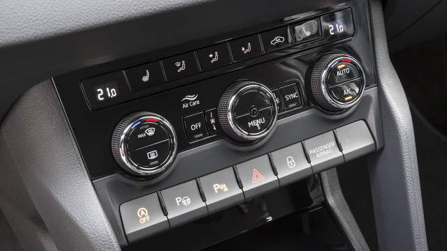 Климат контроль — двухзонный