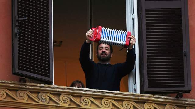 Итальянцы на карантине