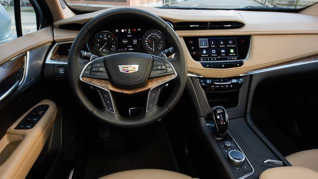 На руле — множество клавиш