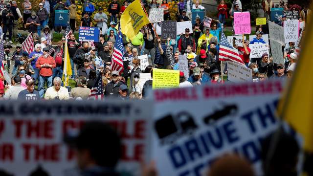 Протесты против карантина в США