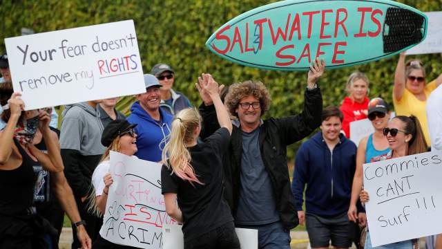 Протесты против карантина в США