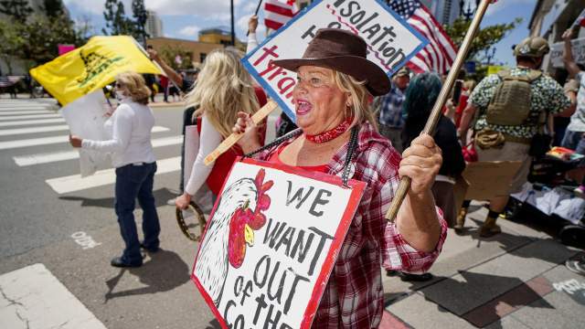 Протесты против карантина в США