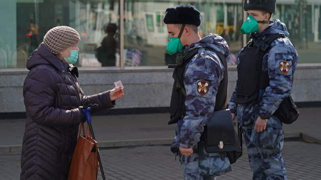 Патрулирование улиц Москвы сотрудниками Росгвардии