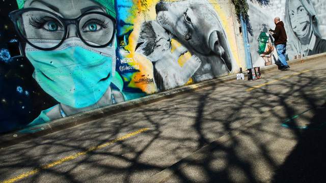 Уличное искусство коронавирус