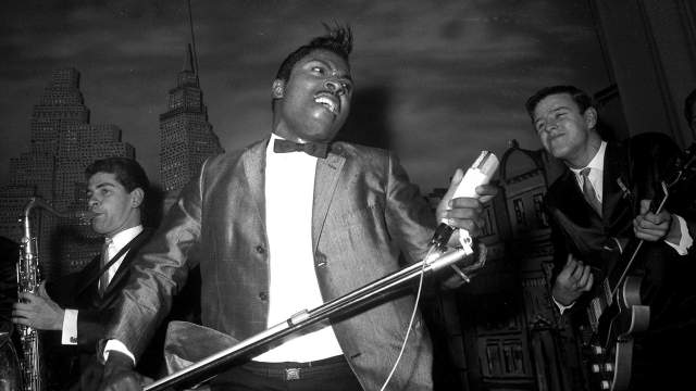 Литтл Ричард выступает в одном из клубов