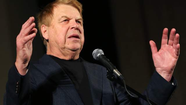 Михаил Кокшенов