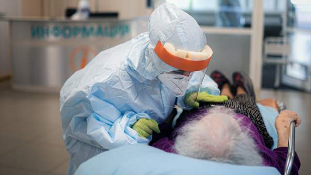 Работа врачей в ГКБ № 15 им О. М. Филатова