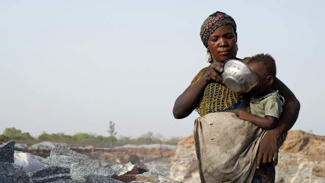 Работа на гранитном карьере