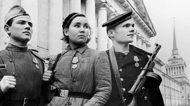 Защитники Ленинграда во время блокады 